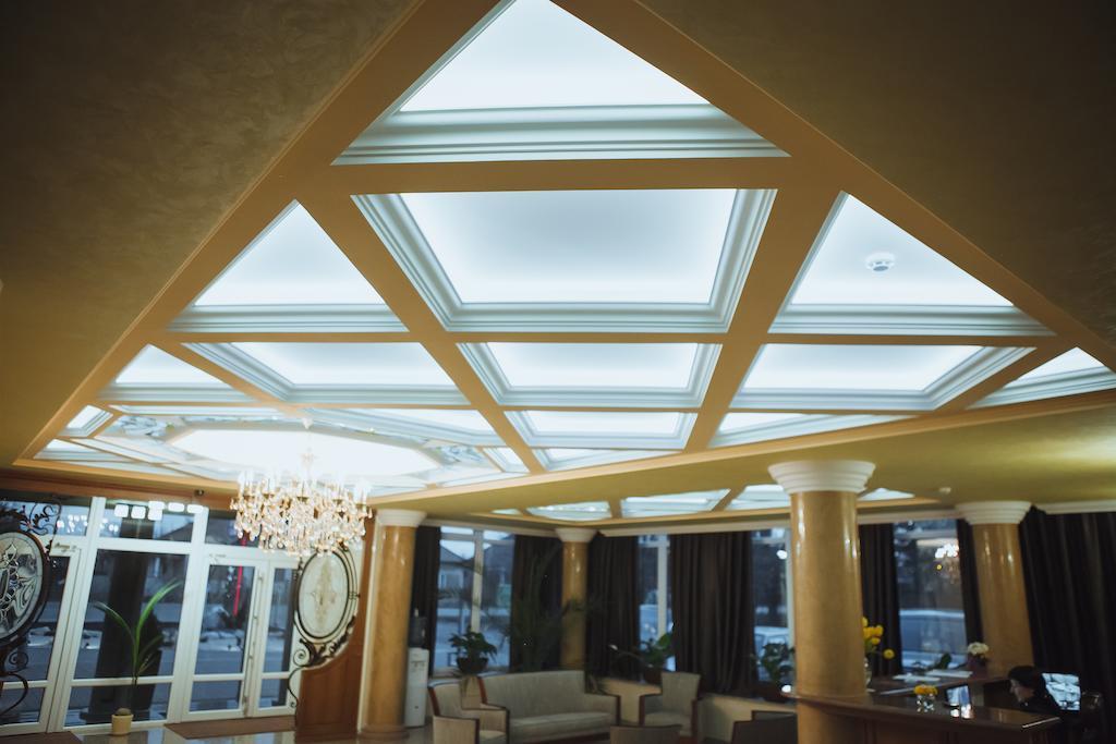 Magnum Hotel Berehove  Luaran gambar